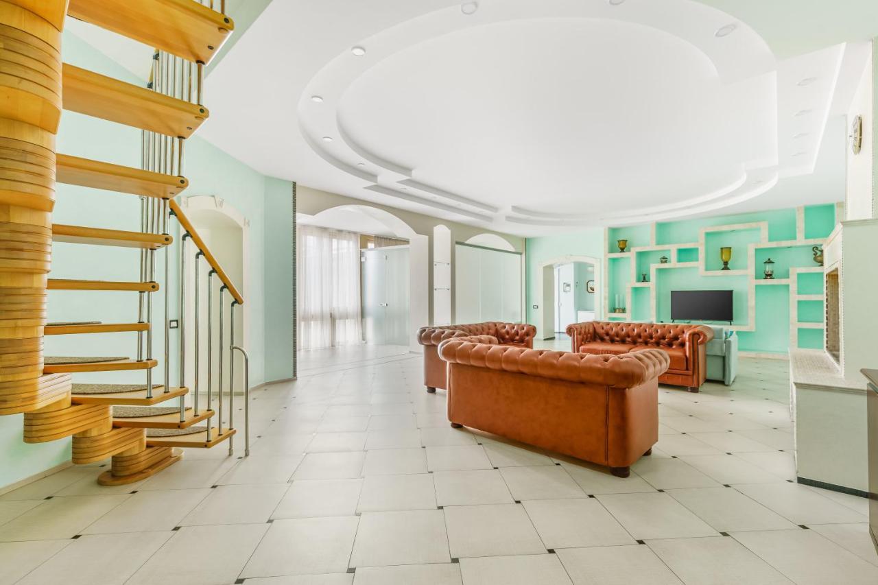 Deribasivska Cozy 4-Room Apartment Odessa Exterior foto