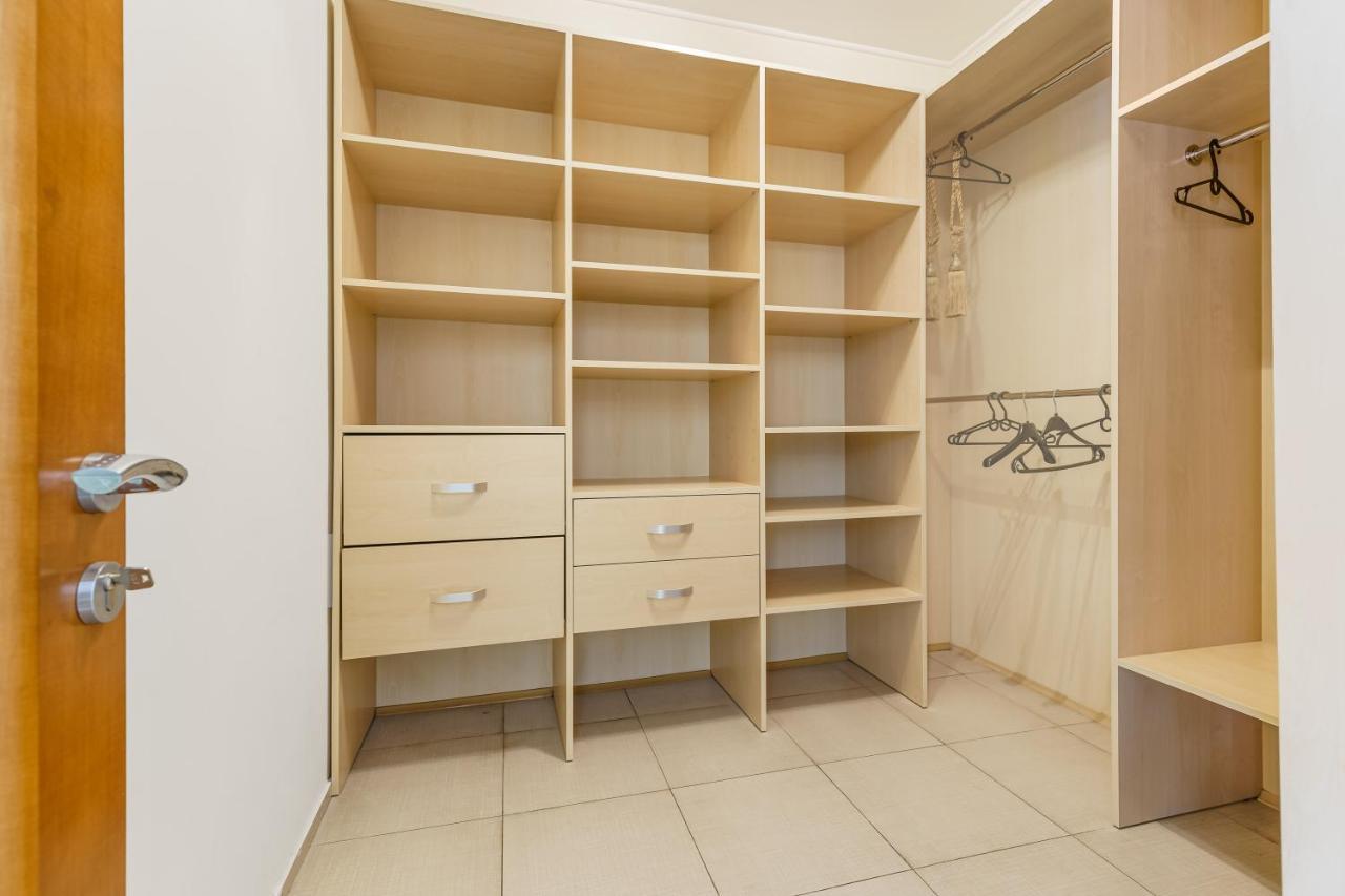 Deribasivska Cozy 4-Room Apartment Odessa Exterior foto